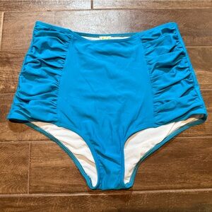 Kortni Jeane High-Waisted Ruched Bikini Bottoms size medium